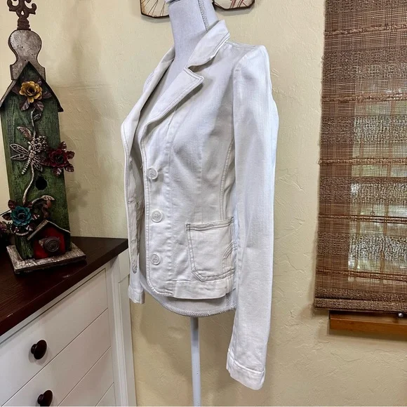 Juicy Couture White Jean Jacket - Picture 4 of 9